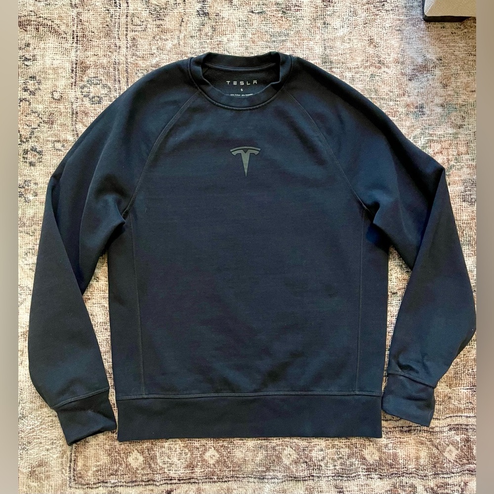 Tesla Men’s Dark Grey Crewneck Sweatshirt Size Small
